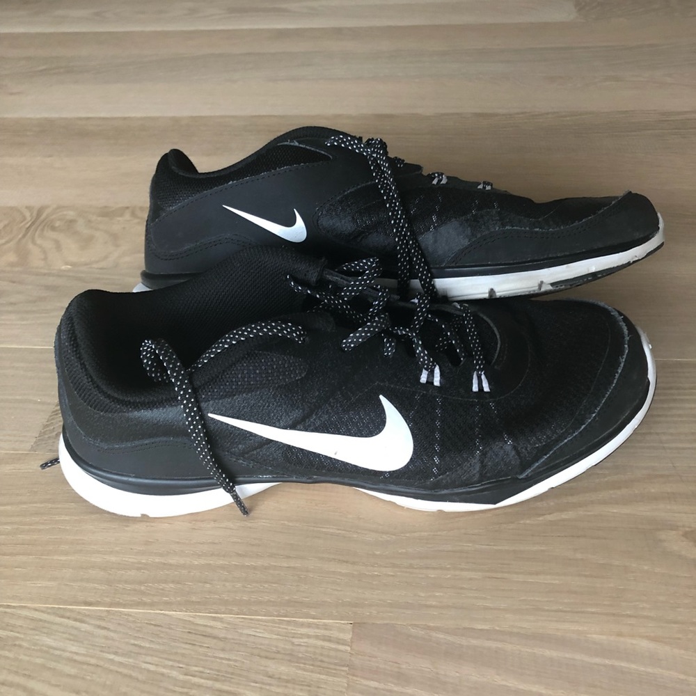 Black Nikke flex TR